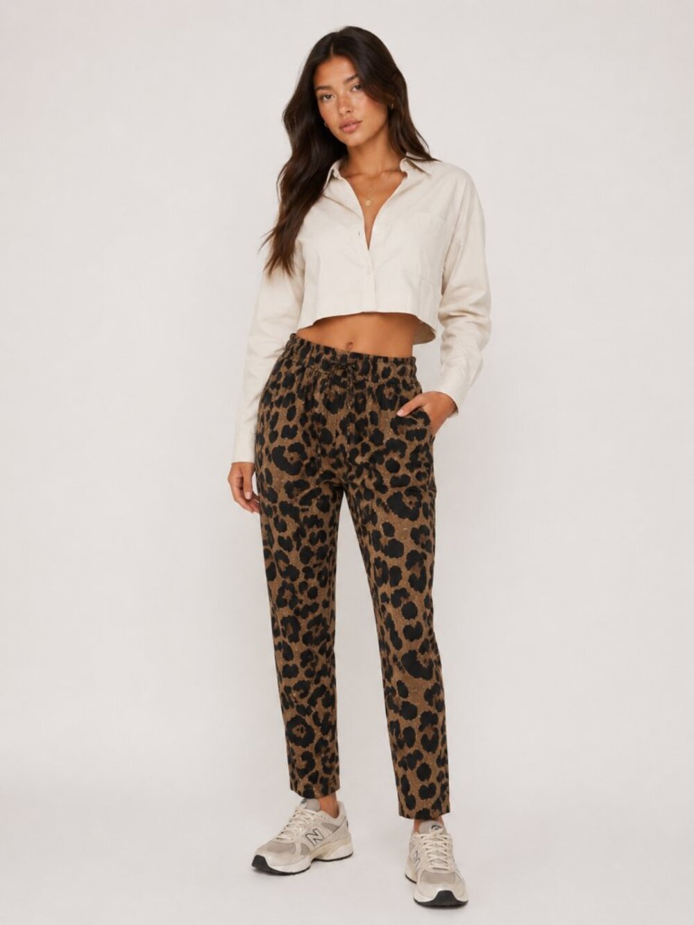 PrettyLittleThing Leopard Print Pants Elastic Waist Side Pockets Brown Size 2